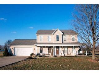1293 Leebe Ln, New Harmony, OH 45176-9471