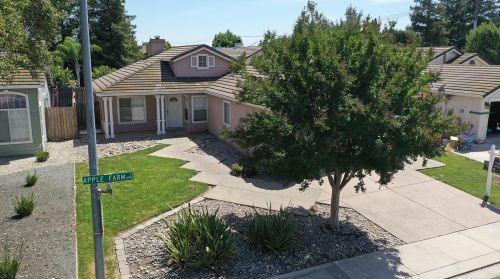 4924 Apple Farm Ln, Salida CA  95368-9000 exterior