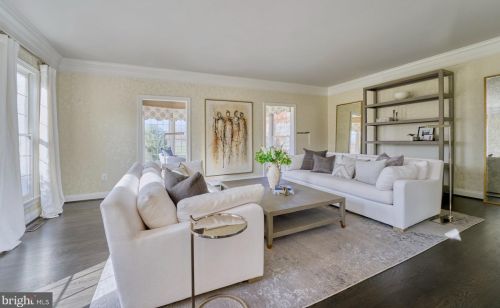 40280 Spectacular Bid Pl, Leesburg VA  20176-7173 exterior