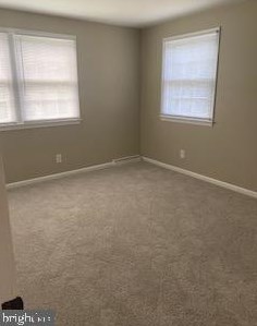 77 Lynnhaven Dr, Dover DE  19904-4303 exterior