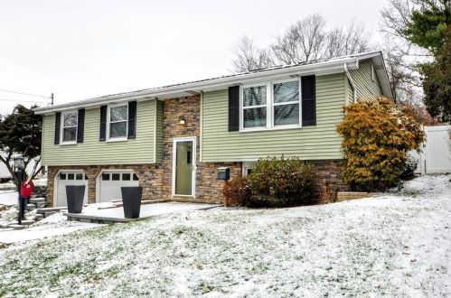 408 Cottonwood Dr, Noblestown PA  15071-1114 exterior