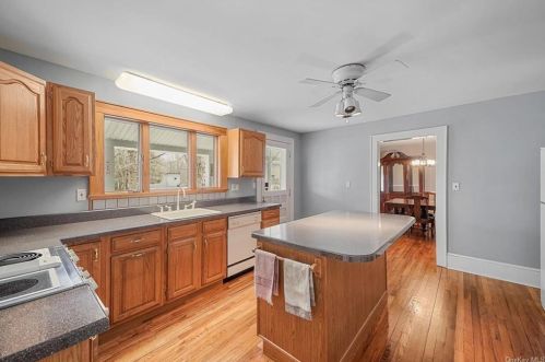 67 Main St, Washingtonville NY  10992-1212 exterior