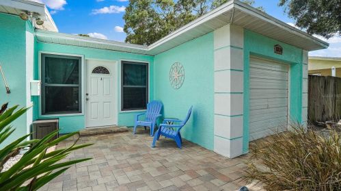 5334 3rd Ave, Saint Petersburg, FL 33707-1810