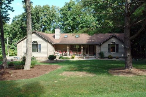 136 Springdale Dr, Crossville TN  exterior