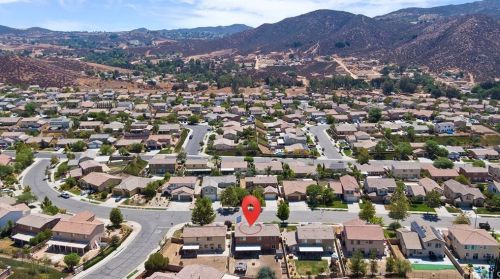 34122 Camelina St, Lake Elsinore CA  92532-2957 exterior