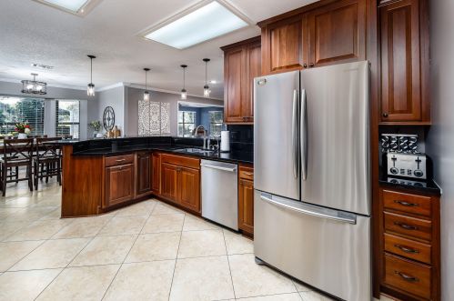 71 Lk Lorraine Cir, Shalimar FL  32579-1617 exterior