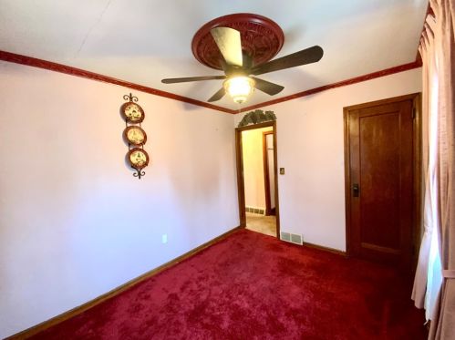 2699 Lenz Ave, Ambridge PA  15003-1447 exterior