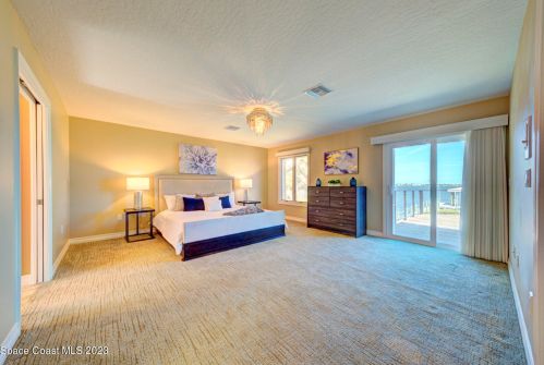 2442 Newfound Harbor Dr, Merritt Island FL  32952-2870 exterior