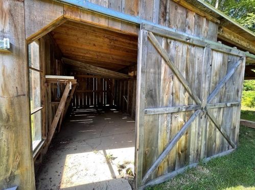 397 Main St, Ashby MA  01431-2306 exterior