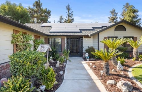 1012 Nellison Ct, Bakersfield, CA 93307-5993
