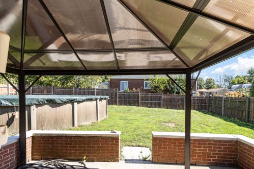 13 Meadow Ln, Florence KY  41042-2642 exterior