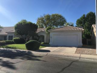 5301 Shannon Ct, Chandler, AZ 85226-1911