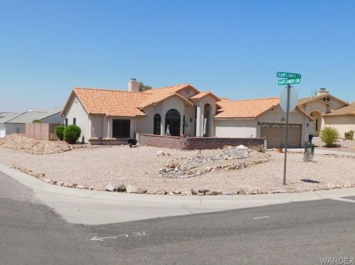 3473 Sunflower Ct, Bullhead City, AZ 86429-7659