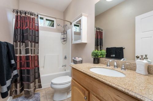 13549 Greenhorn Rd, Grass Valley CA  95945-9337 exterior