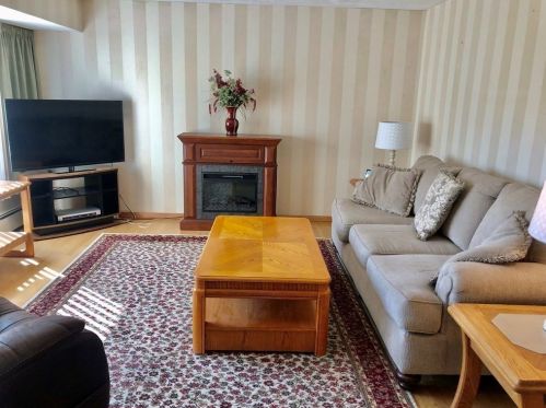 15 Westchester Dr, Auburn MA  01501-2926 exterior