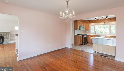 2037 Stone Mill Rd, Lancaster PA  17603-6053 exterior