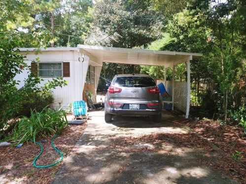 603 5th St, Carrabelle, FL 32322-3555