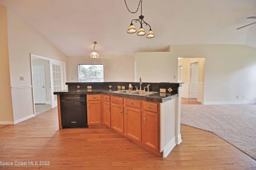 2526 Katherine Ct, Titusville, FL 32780-6057