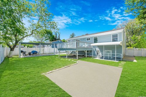 15 29th St, Wheatley Heights NY  11798-3713 exterior