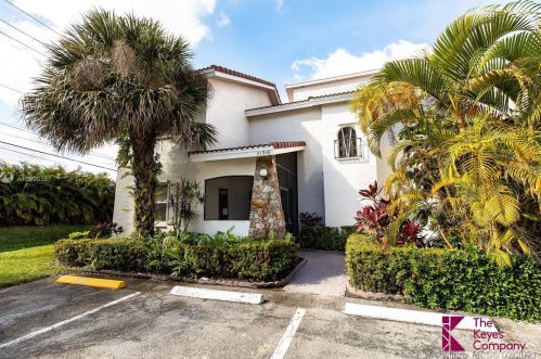 21948 Palmetto Cir, Boca Raton, FL 33433-3017