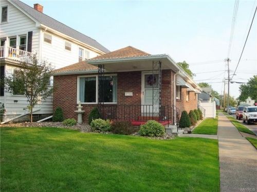 134 Girard Blvd, Buffalo, NY 14217-2061