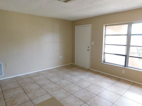 9726 Baxley Ln, Port Richey, FL 34668-4201