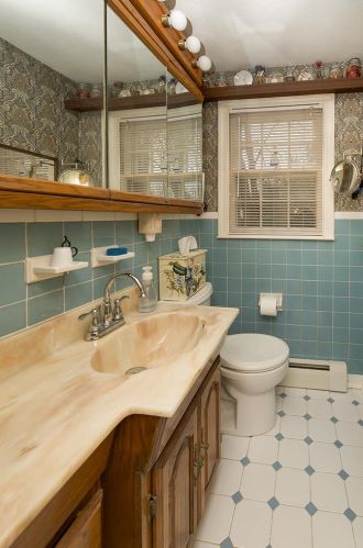 34 Wheeler Ave, Salem NH  03079-3490 exterior