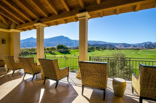 81530 Carboneras, La Quinta CA  92253-8219 exterior