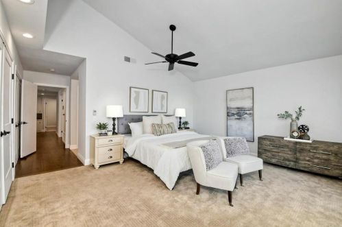 1763 Gascony Rd, Encinitas CA  92024-1226 exterior