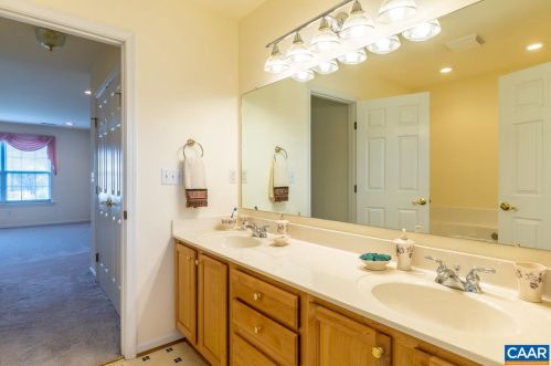 955 Fairwinds Ln, Crozet VA  22932-3147 exterior