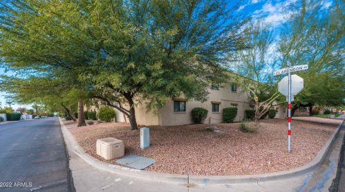 3030 Clarendon Ave, Phoenix AZ  85016-7054 exterior