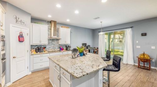 4427 Pne Gold Ave, Apopka FL  32712-6610 exterior