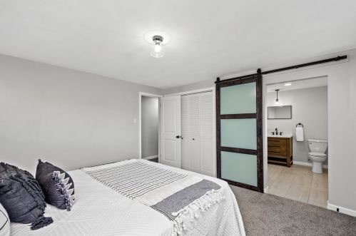 454 Mcmurray Rd, Canonsburg PA  15317-0024 exterior