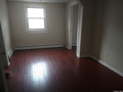 37 Ctr St, Highland Falls NY  10928-1818 exterior