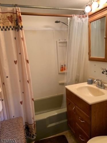 74 Pinecliff Lake Dr, West Milford Lakes NJ  07480-1381 exterior