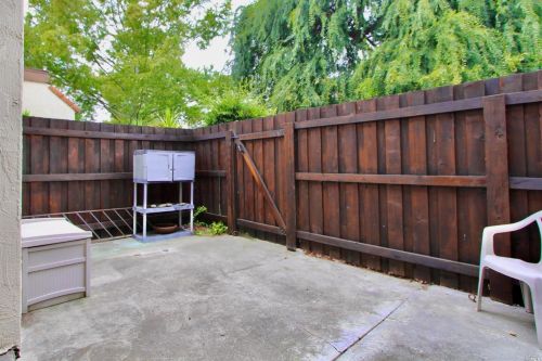 1840 Primavera Dr, Santa Rosa CA  95409-3419 exterior