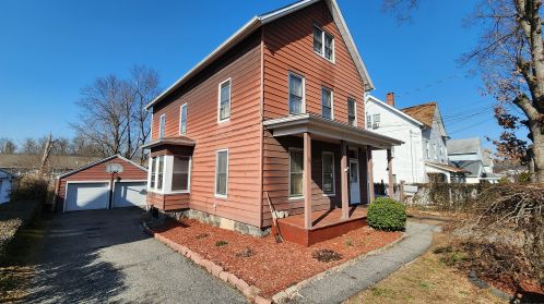 39 Austin St, Danbury, CT 06810-6915
