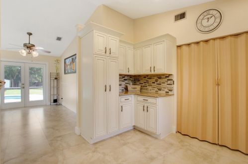 18389 Orange Grove Blvd, Town Of Loxahatchee Groves FL  33470-2399 exterior