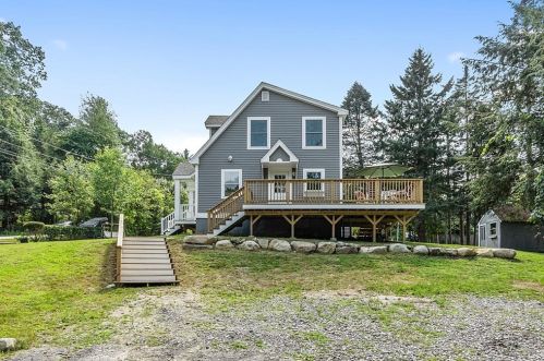 1 James St, Derry NH  03038-4525 exterior
