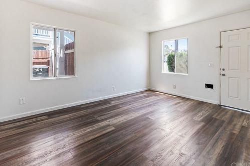 454 Shaffer St, Orange CA 92866-1116 exterior