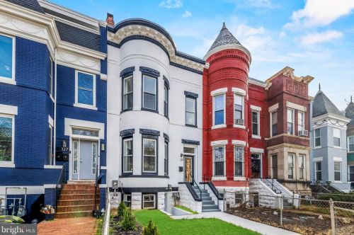 125 R St, Washington, DC 20024-3418
