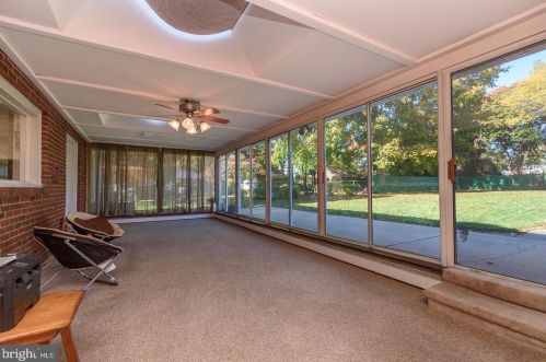 556 Leverington Ave, Philadelphia PA 19128-3314 exterior