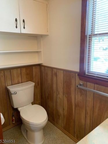 9 Henry St, Oxford NJ  07863-3027 exterior