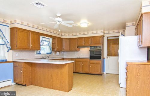 50 Ruel Ave, Hanover PA  17331-3423 exterior