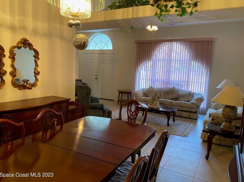 882 Majestic Ave, Sebastian FL  32958-6014 exterior