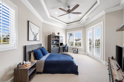 1266 Cobia Ct, Naples FL  34102-1549 exterior