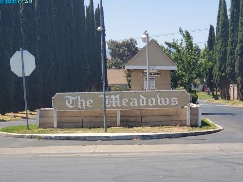 23 Del Rio, West Pittsburg CA  94565-3645 exterior