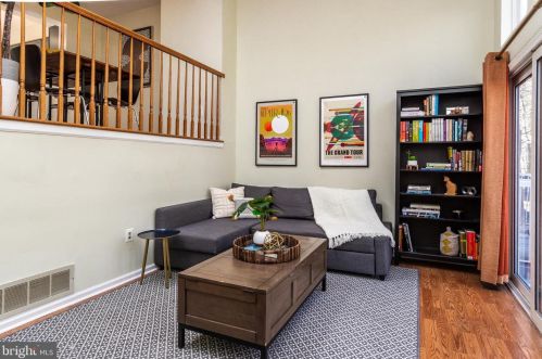 65 Shrewsbury Pl, Princeton NJ  08540-6314 exterior
