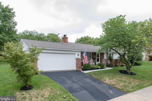 233 Walnut St, Souderton, PA 18964-1619