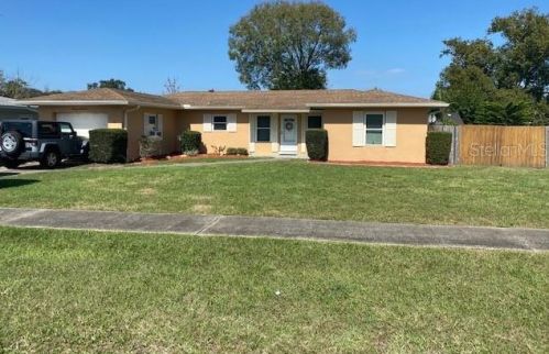 1442 Findlay St, Deltona, FL 32725-5906